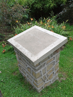 Memorial Plinth in Rotary Gardens