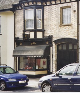 Golds, Pilton Street 2004               